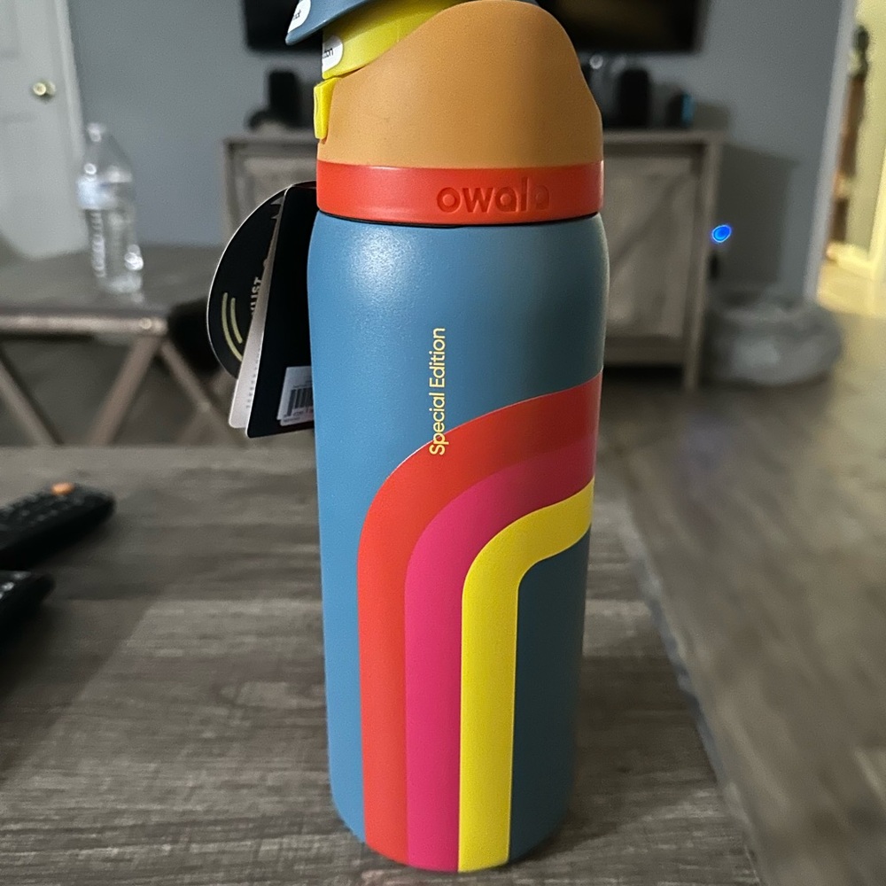 Owala Special Edition Dream On 2024